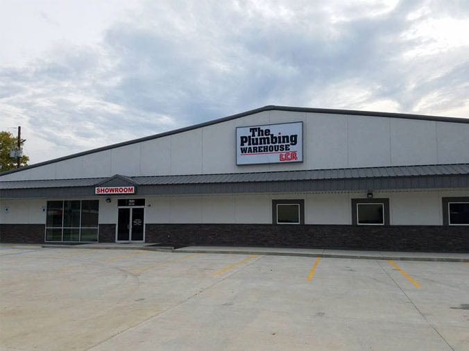 The Plumbing Warehouse/LCR Monroe LA building exterior